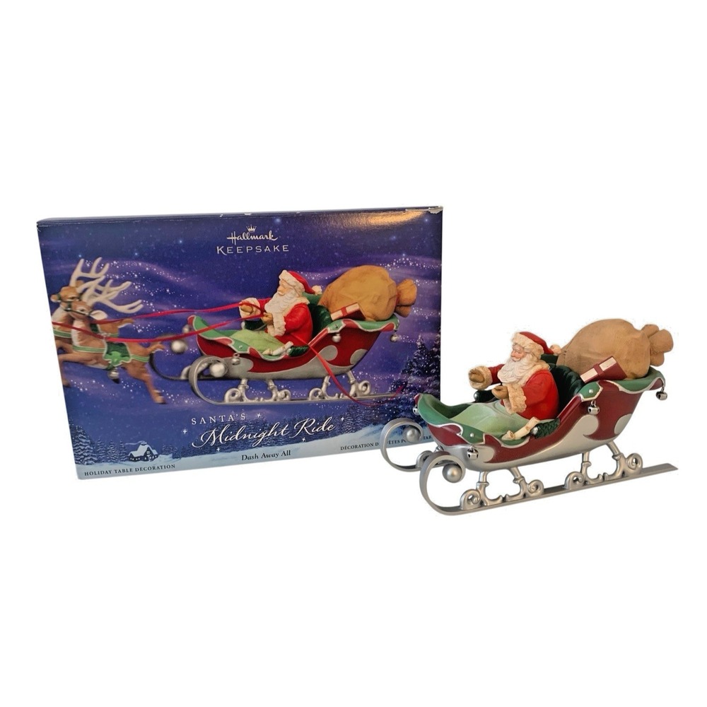 2005 Santa's Midnight Ride Dash‎ Away All Hallmark Tabletop Christmas Decoration